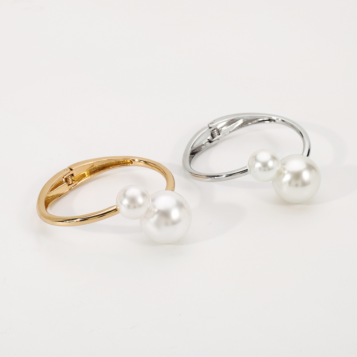 Elegant and sophisticated pear - Jewelry Making Magazines 评论和价格