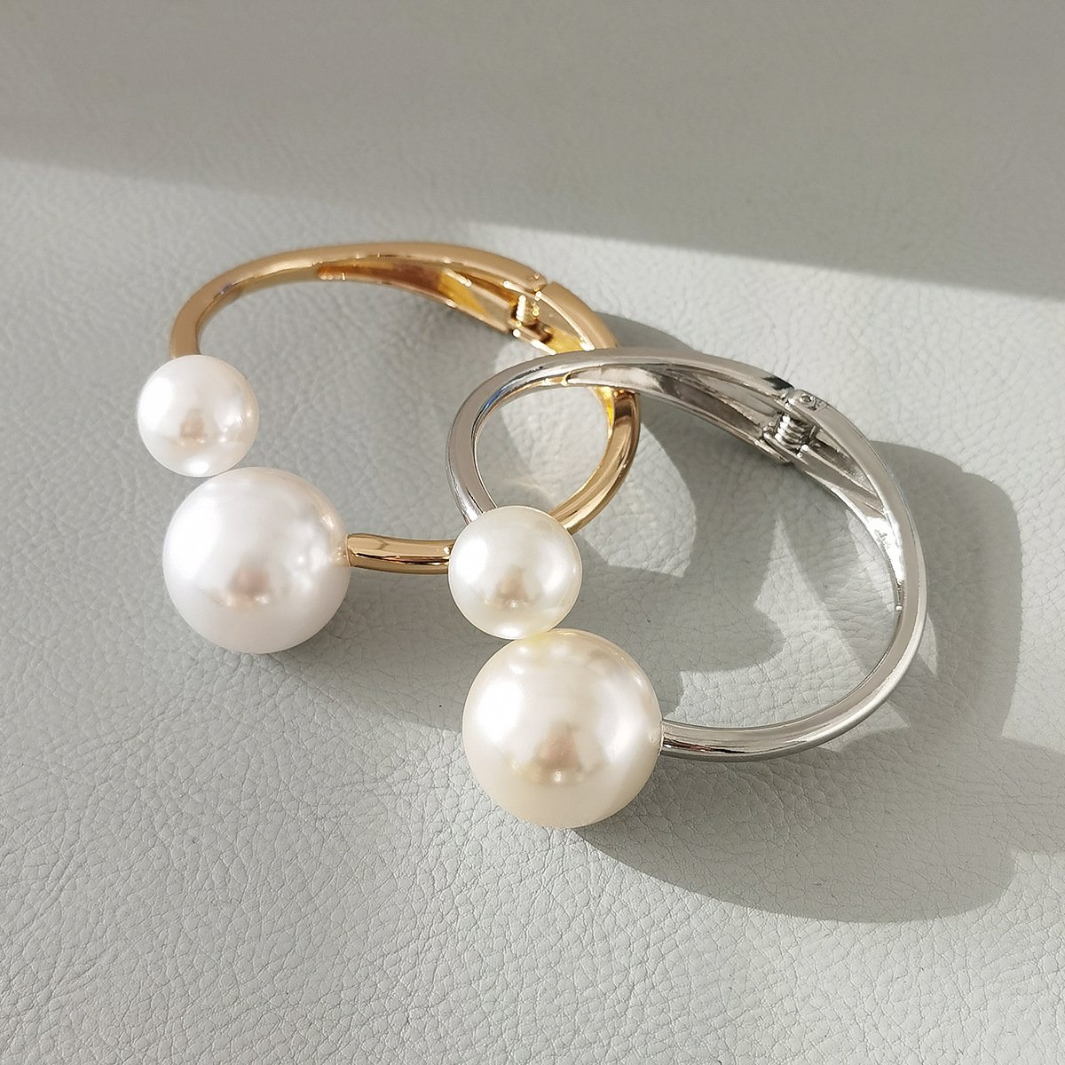 Elegant and sophisticated pear - Jewelry Making Magazines 评论和价格
